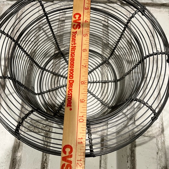 Vintage Round Primitive Farmhouse Wire Egg Veggie Basket - Picture 7 of 9